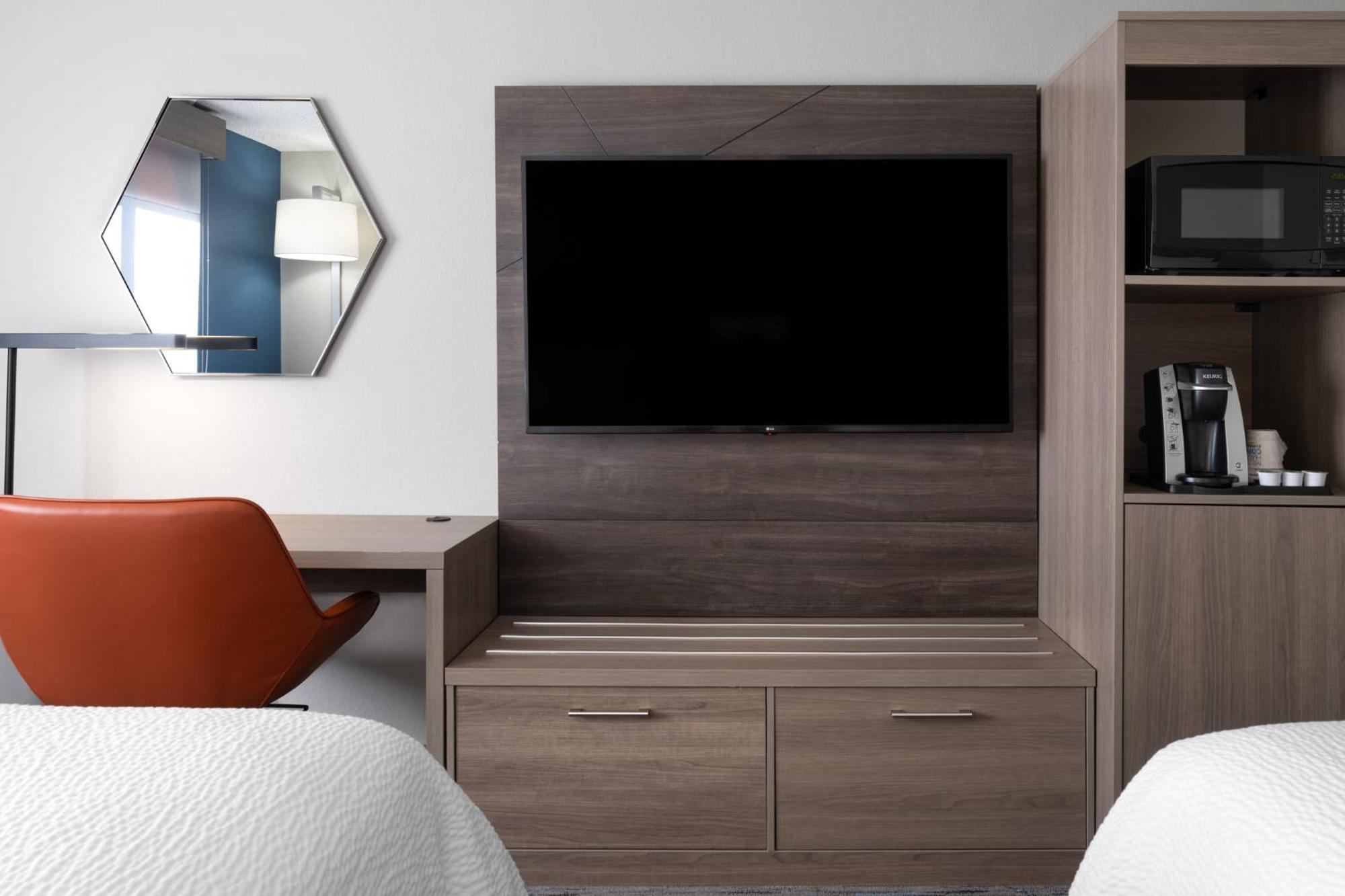 Holiday Inn Express & Suites Midwest City By Ihg Экстерьер фото