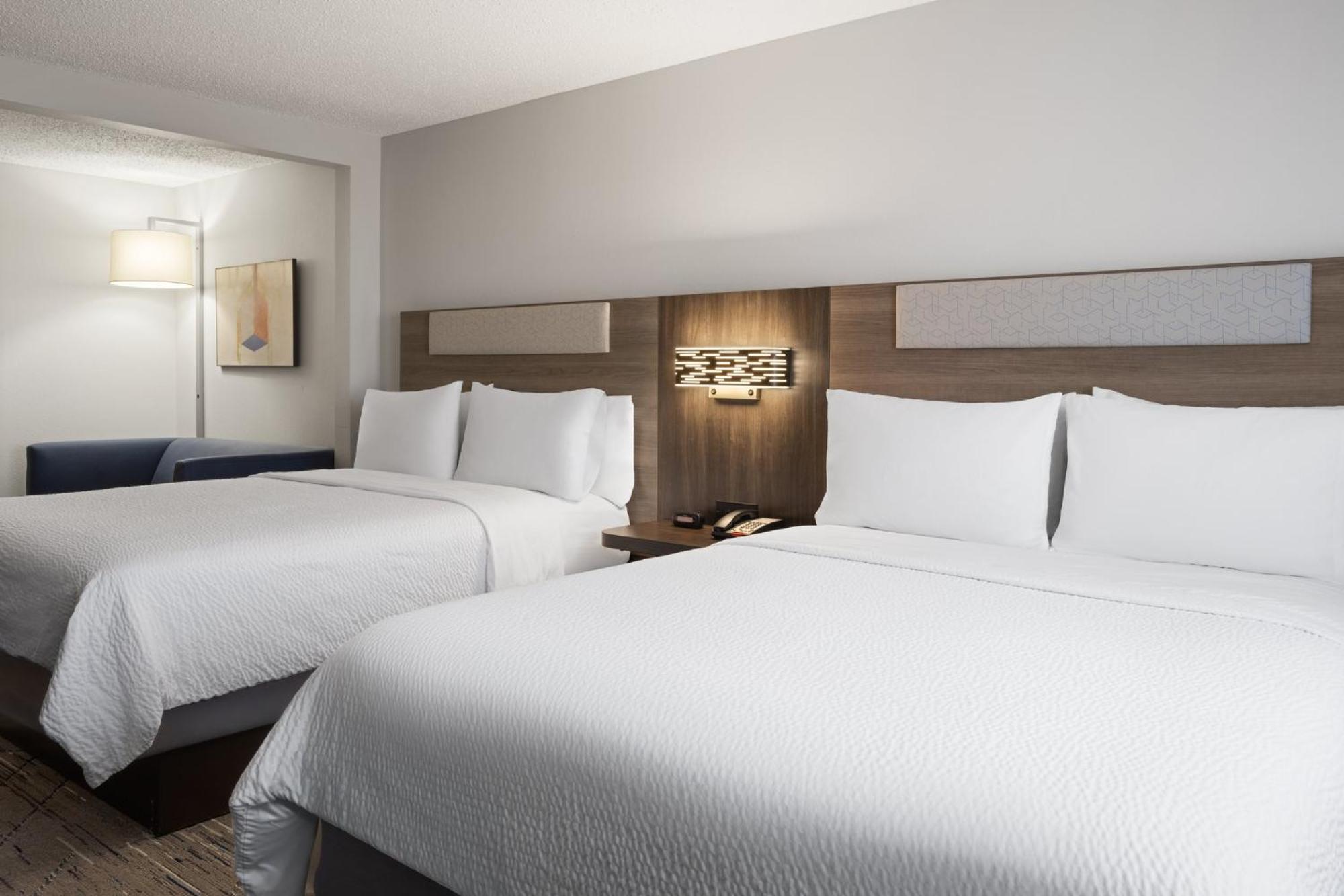 Holiday Inn Express & Suites Midwest City By Ihg Экстерьер фото