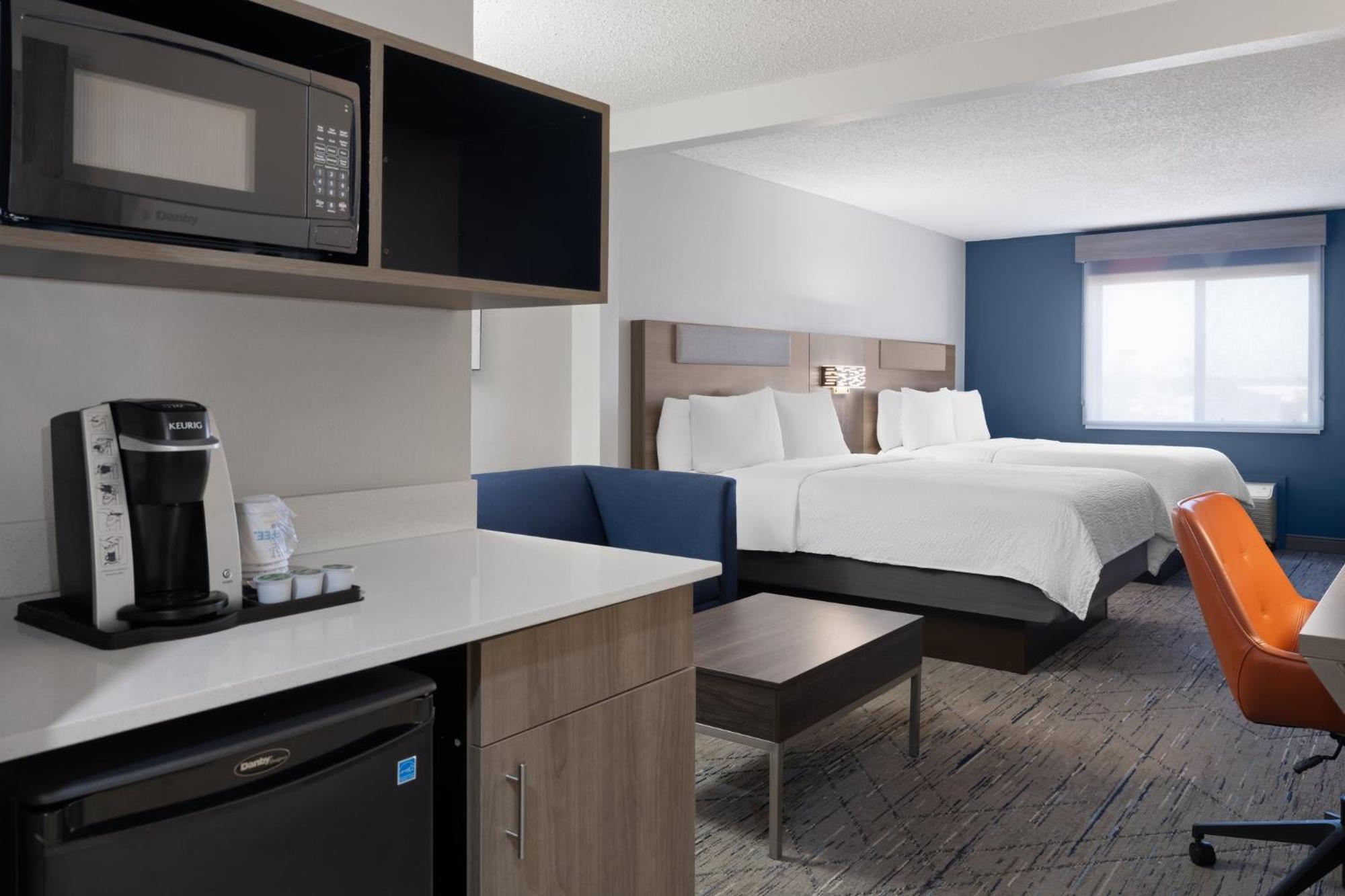Holiday Inn Express & Suites Midwest City By Ihg Экстерьер фото